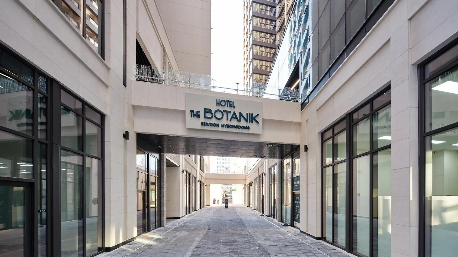 Hotel The Botanik Sewoon Myeongdong Seoul 4*,  South Korea