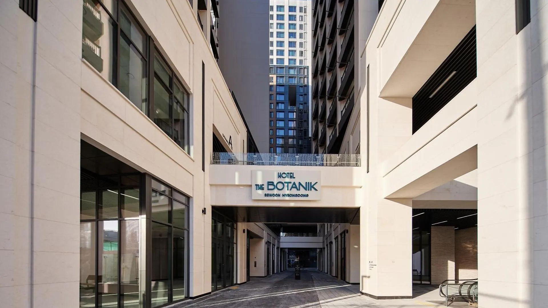 Hotel The Botanik Sewoon Myeongdong Seoul