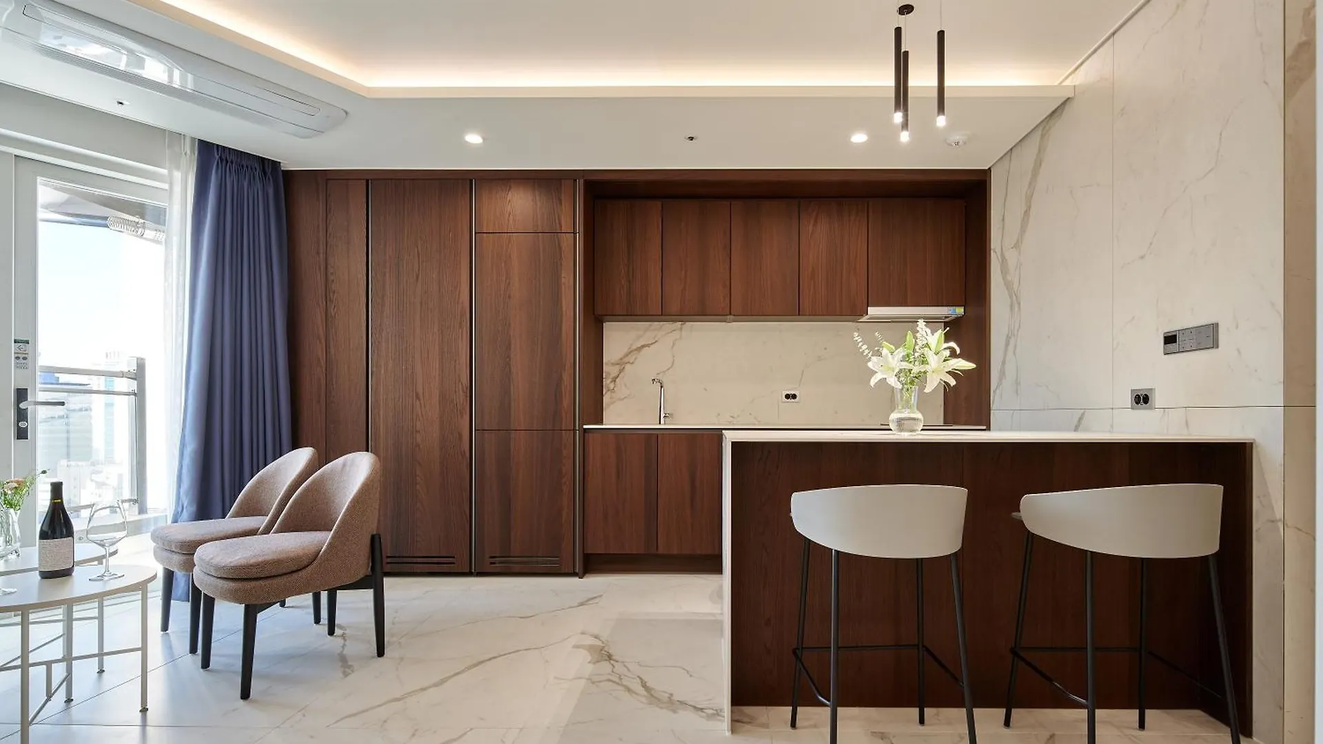 ****  Hotel The Botanik Sewoon Myeongdong Seoul South Korea